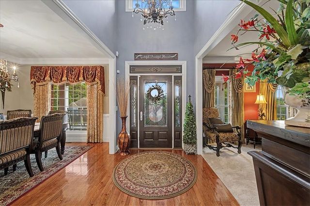 20 Lake Overlook Drive, White, GA 30184