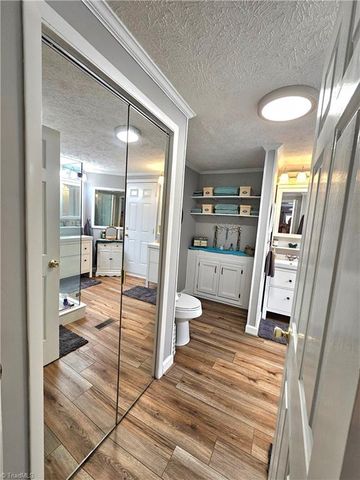 734 Pinehaven Drive, New London, NC 28127