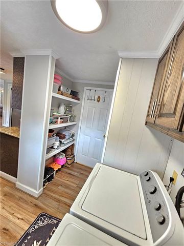 734 Pinehaven Drive, New London, NC 28127