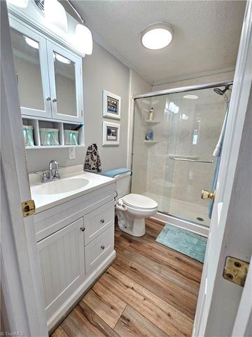 734 Pinehaven Drive, New London, NC 28127