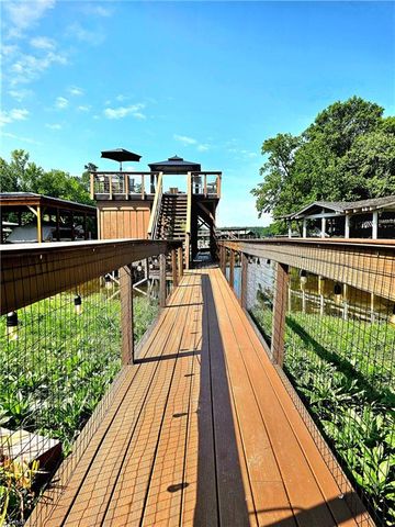 734 Pinehaven Drive, New London, NC 28127