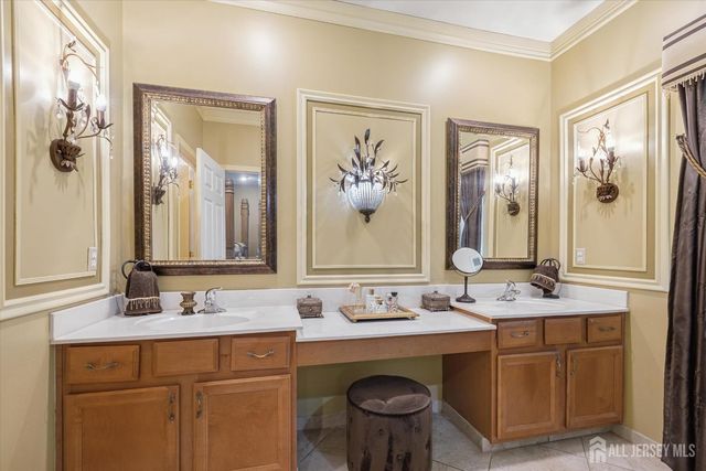103 Valencia Drive, Monroe, NJ 08831