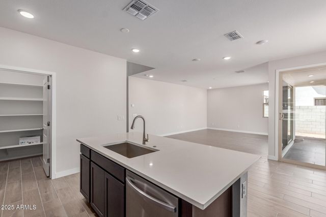 10229 N 49TH Drive, Glendale, AZ 85302