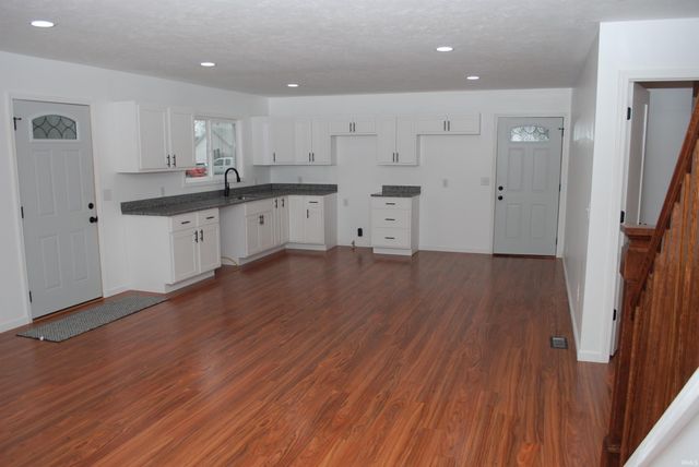 10 S Mccormick Street, Hamlet, IN 46532