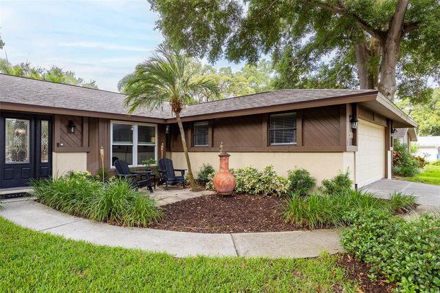 1430 SUTTON PLACE DR, Palm Harbor, FL 34683