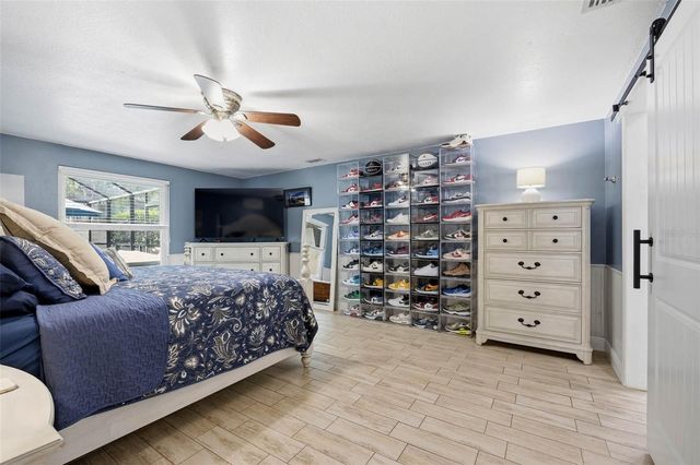1430 SUTTON PLACE DR, Palm Harbor, FL 34683