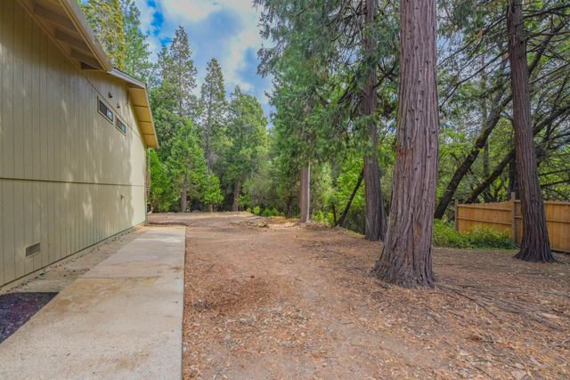 23615 Mount Elizabeth Rd, Twain Harte, CA 95383
