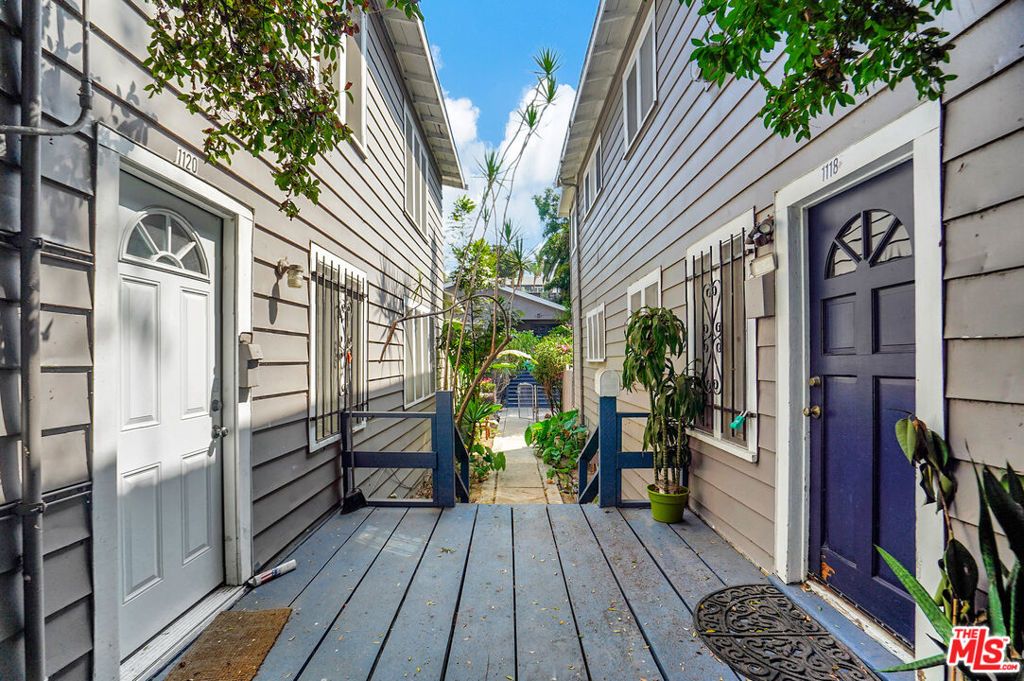 1118 Sanborn Avenue, Los Angeles, CA 90029 — exterior
