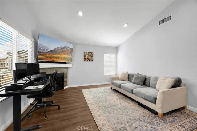10411 E Briar Oaks, Stanton, CA 90680