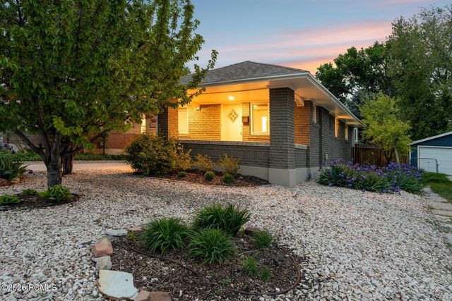 162 E Commonwealth Avenue, Salt Lake City, UT 84115