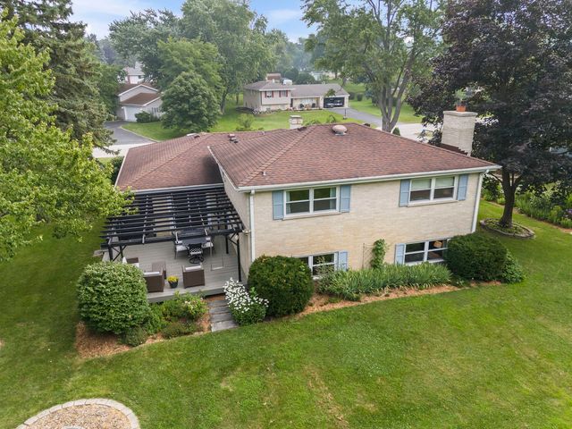 3N136 Springvale Road, West Chicago, IL 60185