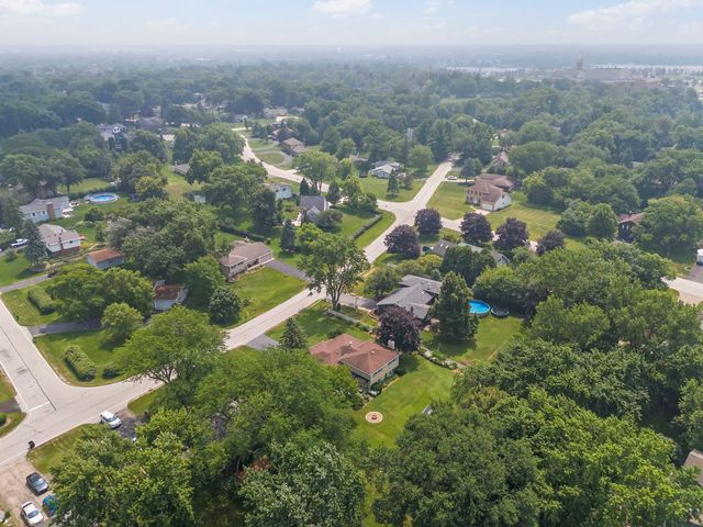 3N136 Springvale Road, West Chicago, IL 60185