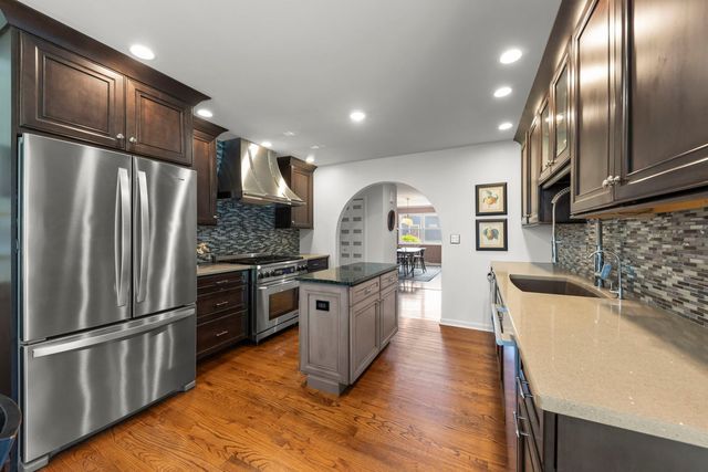 3N136 Springvale Road, West Chicago, IL 60185