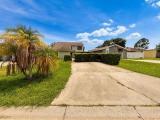 5104 SPRINGWATER COURT, Tampa, FL 33624