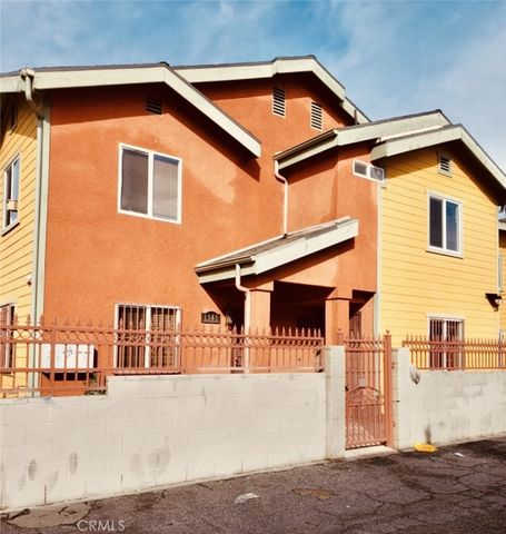 1343 E Adams, Los Angeles, CA 90011