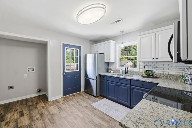 15911 Edgewood Dr, Chester, VA 23831