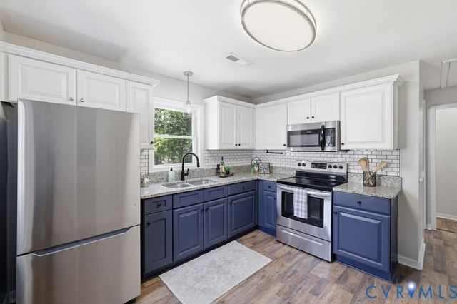 15911 Edgewood Dr, Chester, VA 23831
