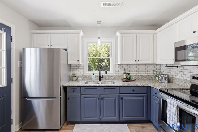15911 Edgewood Dr, Chester, VA 23831
