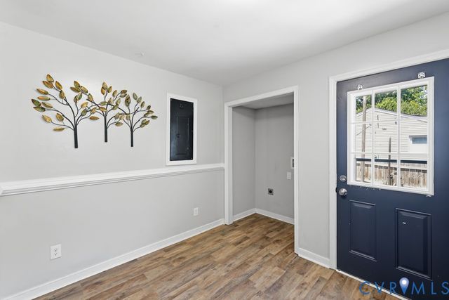 15911 Edgewood Dr, Chester, VA 23831