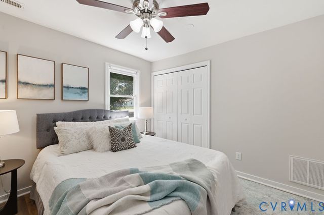 15911 Edgewood Dr, Chester, VA 23831