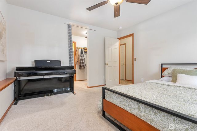 21 Wisteria Lane, Bellingham, WA 98229