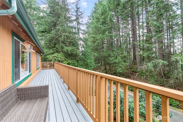 21 Wisteria Lane, Bellingham, WA 98229