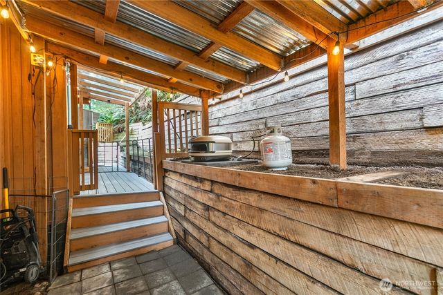 21 Wisteria Lane, Bellingham, WA 98229