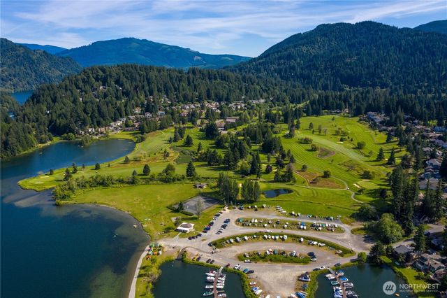 21 Wisteria Lane, Bellingham, WA 98229