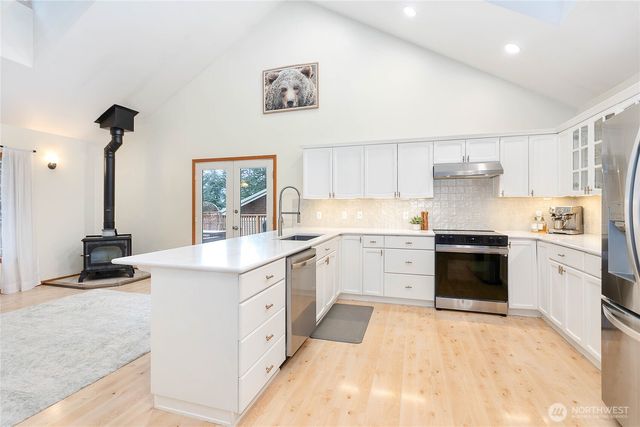 21 Wisteria Lane, Bellingham, WA 98229