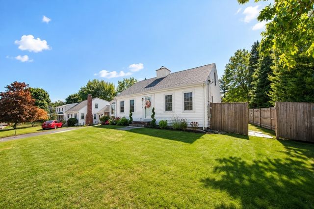 238 Liberty St, Braintree, MA 02184