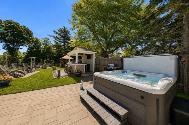 238 Liberty St, Braintree, MA 02184