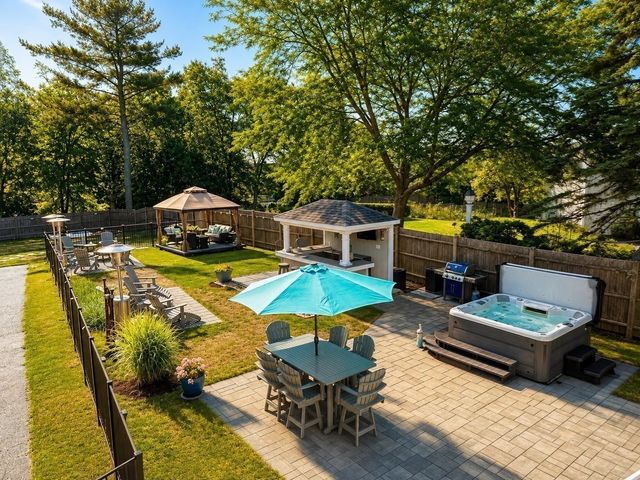 238 Liberty St, Braintree, MA 02184