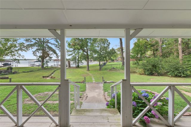 323 Dyer Circle, Payne Springs, TX 75156