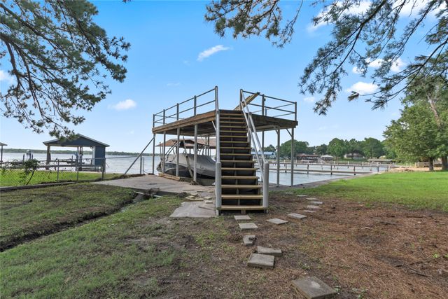 323 Dyer Circle, Payne Springs, TX 75156
