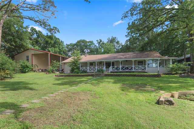 323 Dyer Circle, Payne Springs, TX 75156