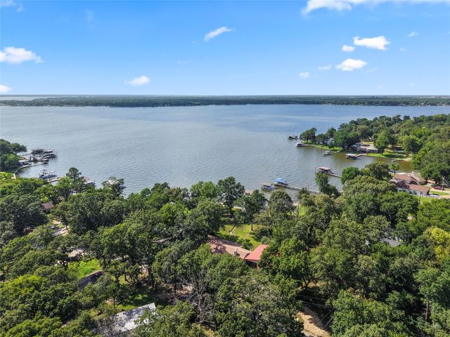 323 Dyer Circle, Payne Springs, TX 75156