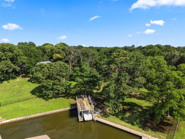 323 Dyer Circle, Payne Springs, TX 75156