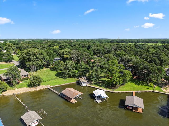 323 Dyer Circle, Payne Springs, TX 75156
