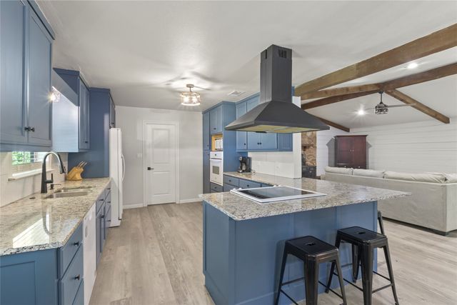 323 Dyer Circle, Payne Springs, TX 75156