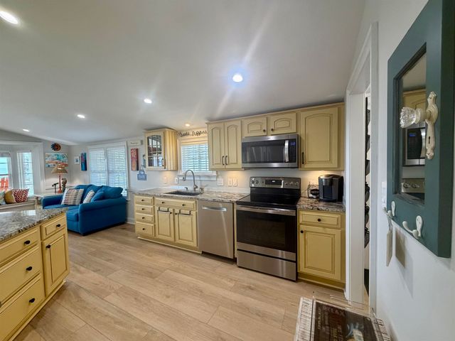 1914 Lark Dr., Surfside Beach, SC 29575