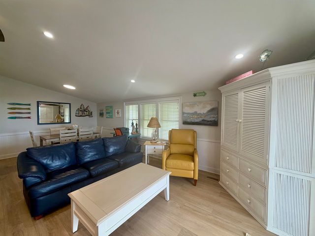 1914 Lark Dr., Surfside Beach, SC 29575