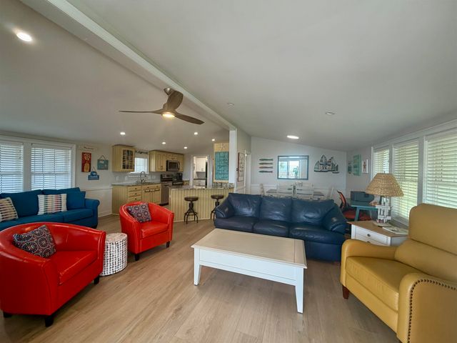 1914 Lark Dr., Surfside Beach, SC 29575