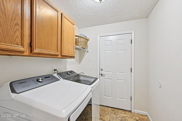 1916 WOODLAKE Drive, Fleming Island, FL 32003