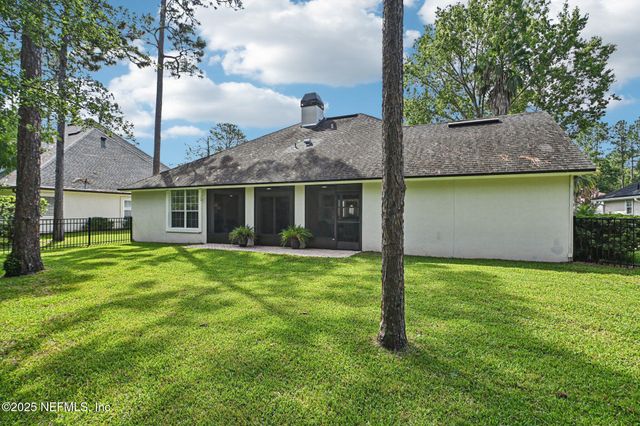 1916 WOODLAKE Drive, Fleming Island, FL 32003