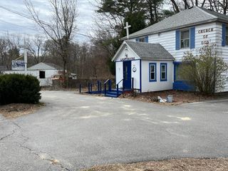107 Whalom Rd, Lunenburg, MA 01462