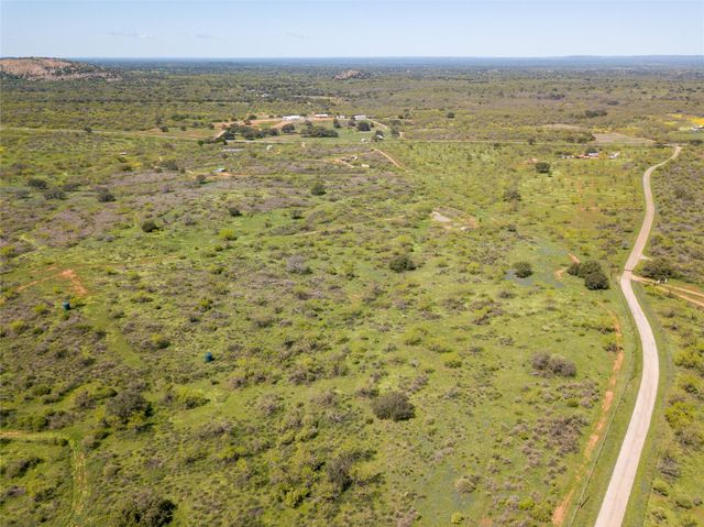 1137 County Road 314, Llano, TX 78643