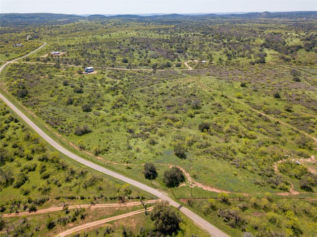 1137 County Road 314, Llano, TX 78643