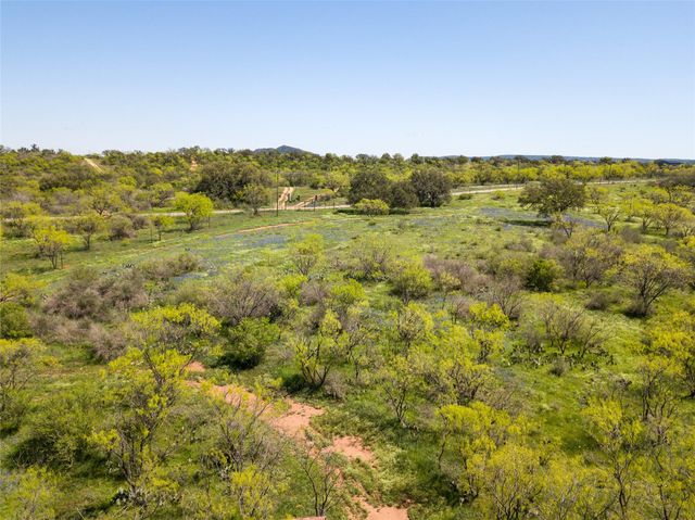 1137 County Road 314, Llano, TX 78643