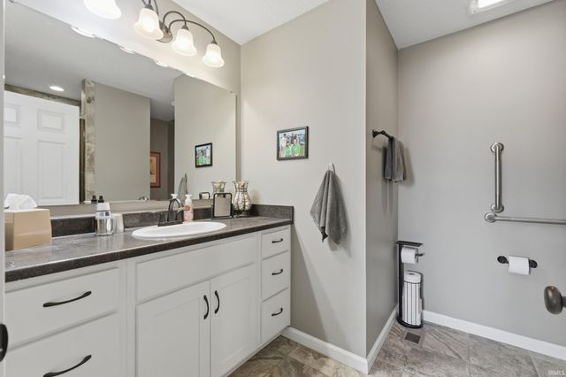 13505 Emerald Run Court, Fort Wayne, IN 46814