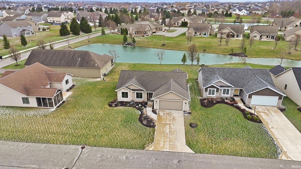 13505 Emerald Run Court, Fort Wayne, IN 46814